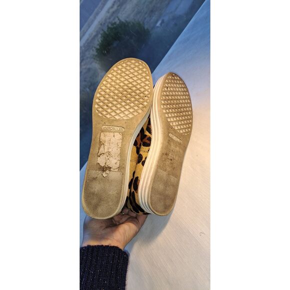 Women's Size 8 B Aerosoles Animal Hair Sneakers Leopard Print - Picture 4 of 7